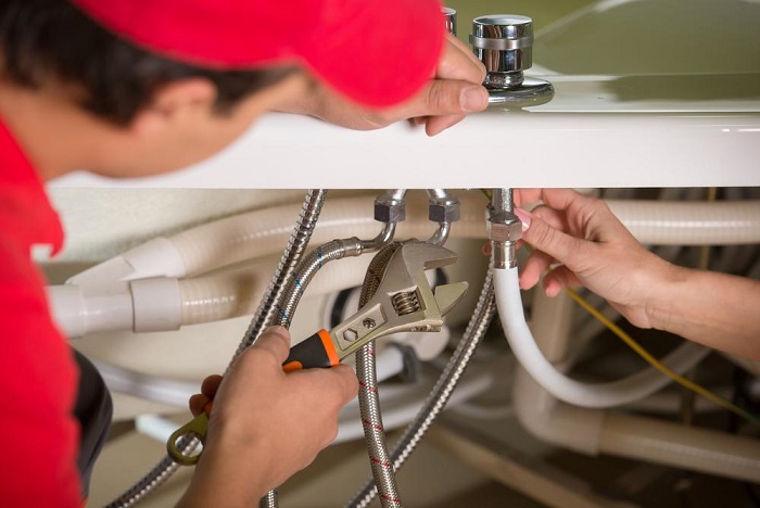 Silent Warning Signs Your House Has A Major Plumbing Problem